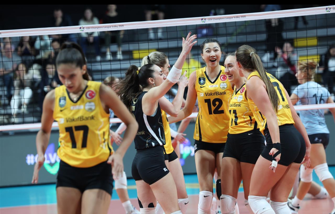 澳亚国际登录-排球决赛：俄罗斯队获得冠军