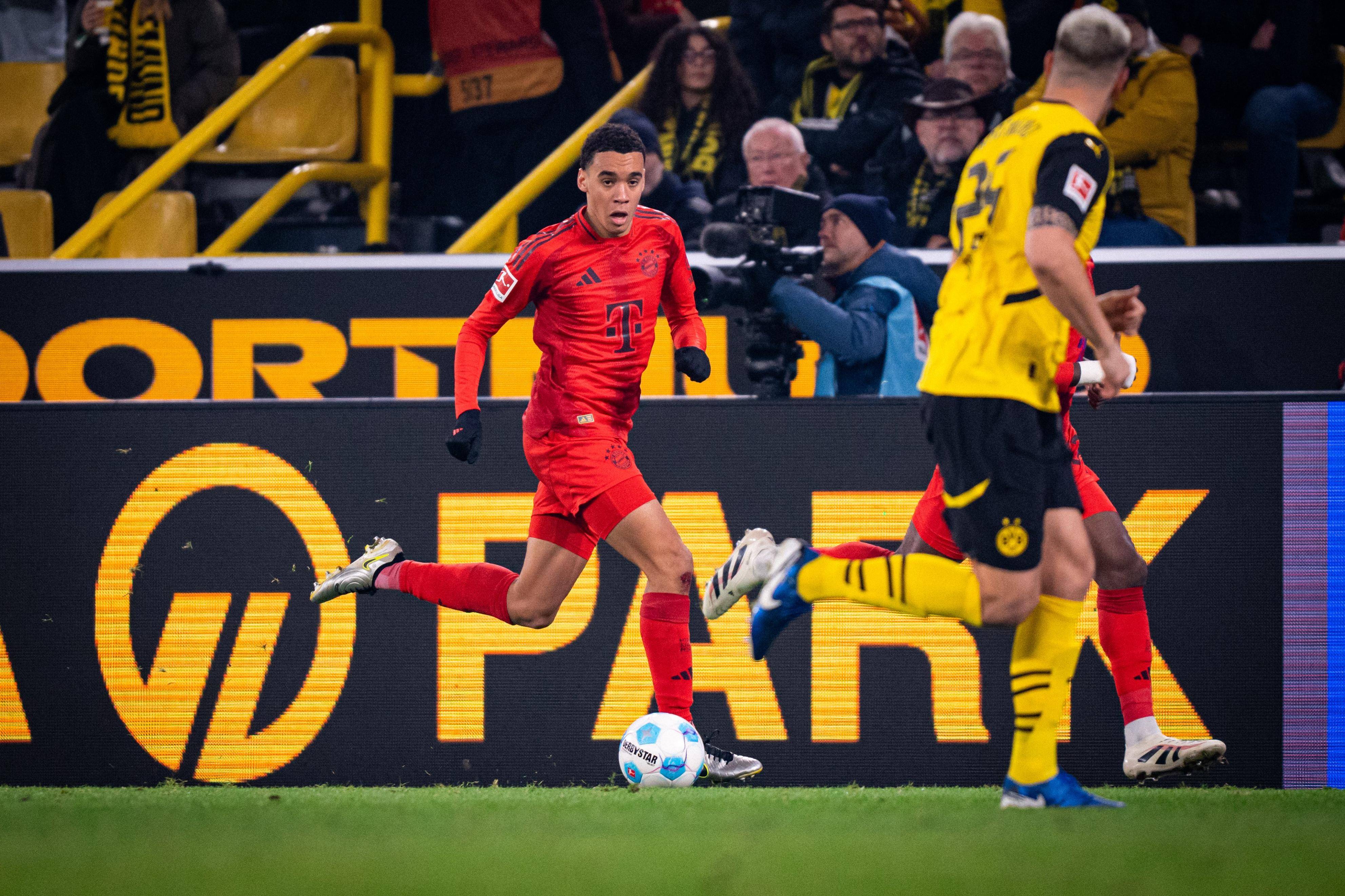 澳亚国际在线登录-罗本落空关键球！拜仁慕尼黑险胜晋级的简单介绍